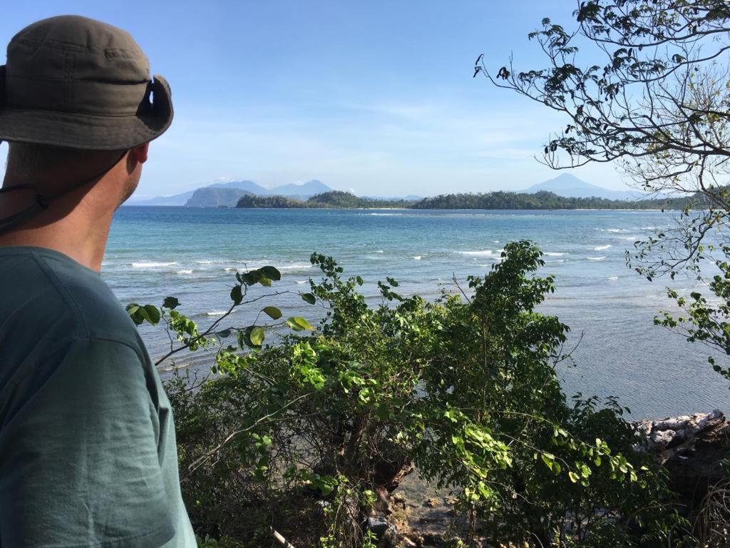 Nomad Divers Bangka Likupang Eksteriør billede